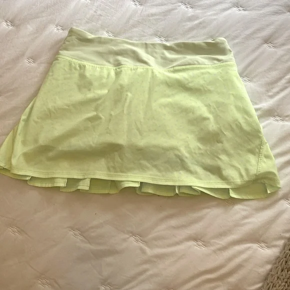 Lululemon Run: Pace Setter Skirt (Regular)
Petit Dot Faded Zap / Faded Zap - Picture 2 of 6